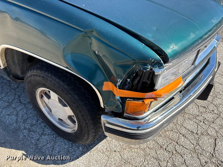 image for item DU1481 1996 Chevrolet C1500 pickup truck