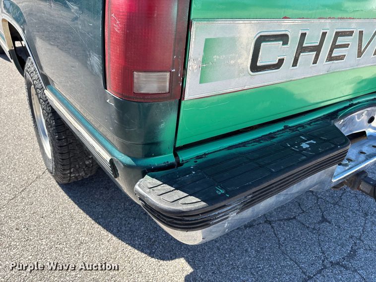 image for item DU1481 1996 Chevrolet C1500 pickup truck