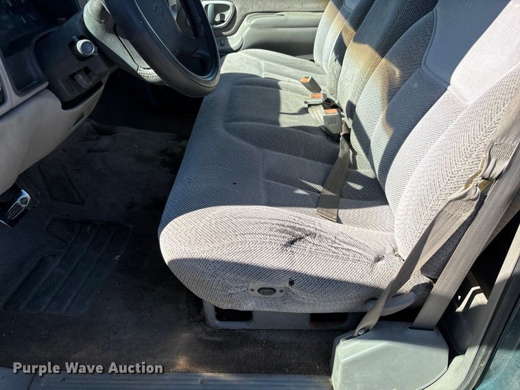 image for item DU1481 1996 Chevrolet C1500 pickup truck