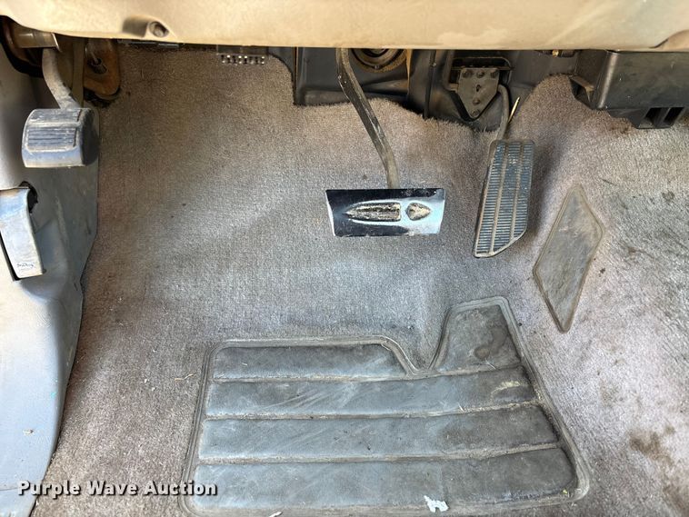 image for item DU1481 1996 Chevrolet C1500 pickup truck