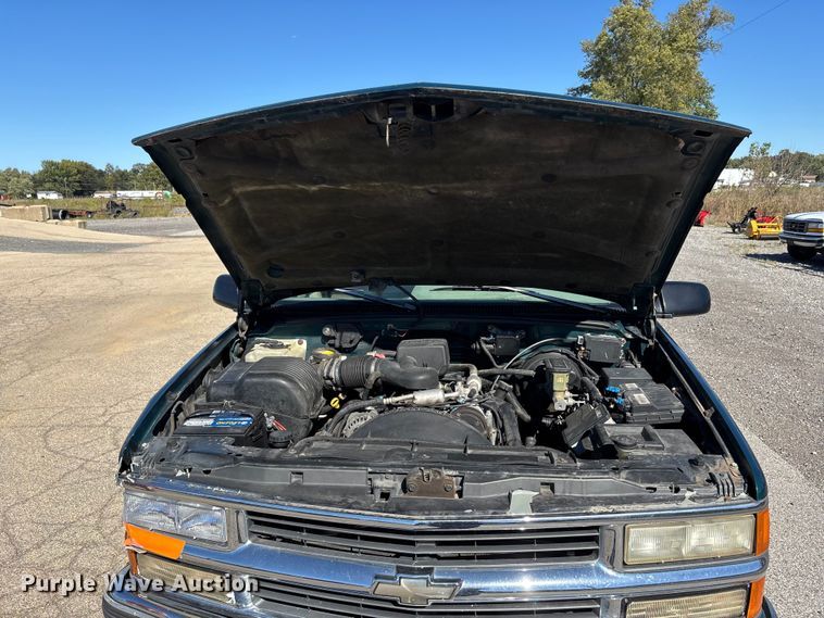 image for item DU1481 1996 Chevrolet C1500 pickup truck