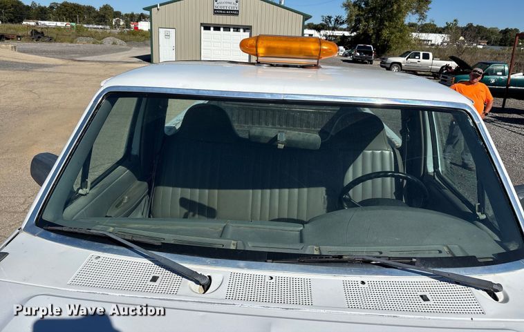 image for item DU1482 1997 Ford F250 pickup truck