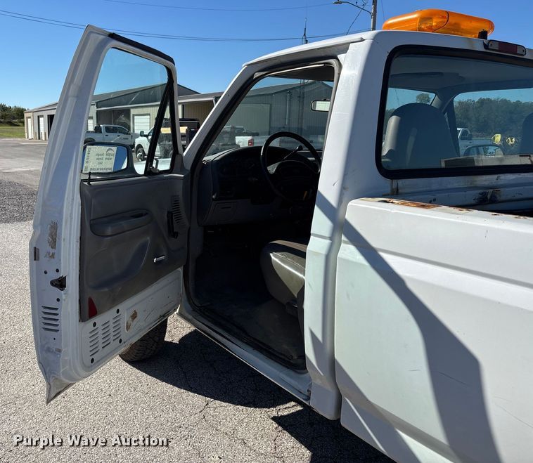 image for item DU1482 1997 Ford F250 pickup truck