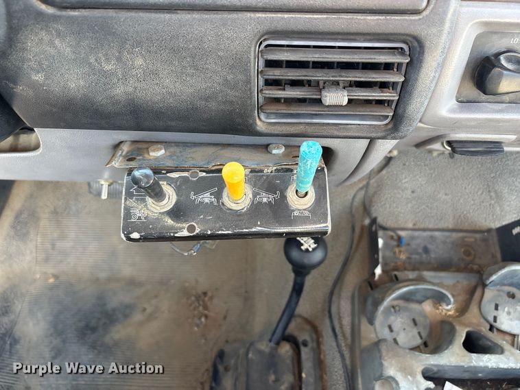 image for item DU1482 1997 Ford F250 pickup truck