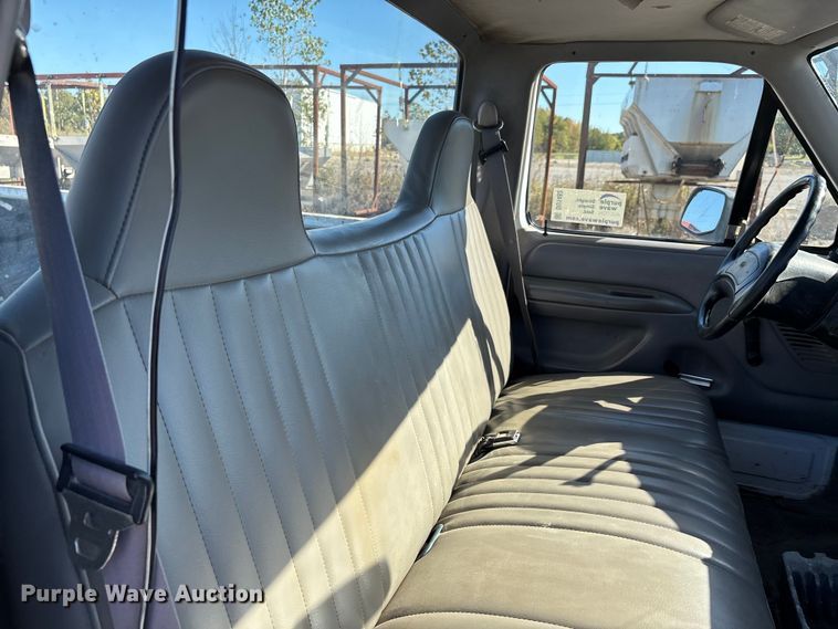 image for item DU1482 1997 Ford F250 pickup truck