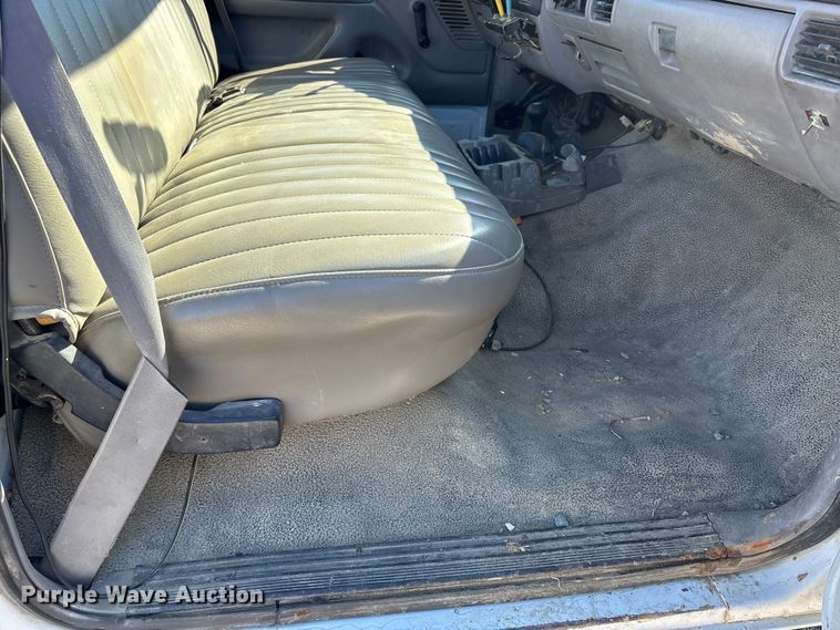 image for item DU1482 1997 Ford F250 pickup truck