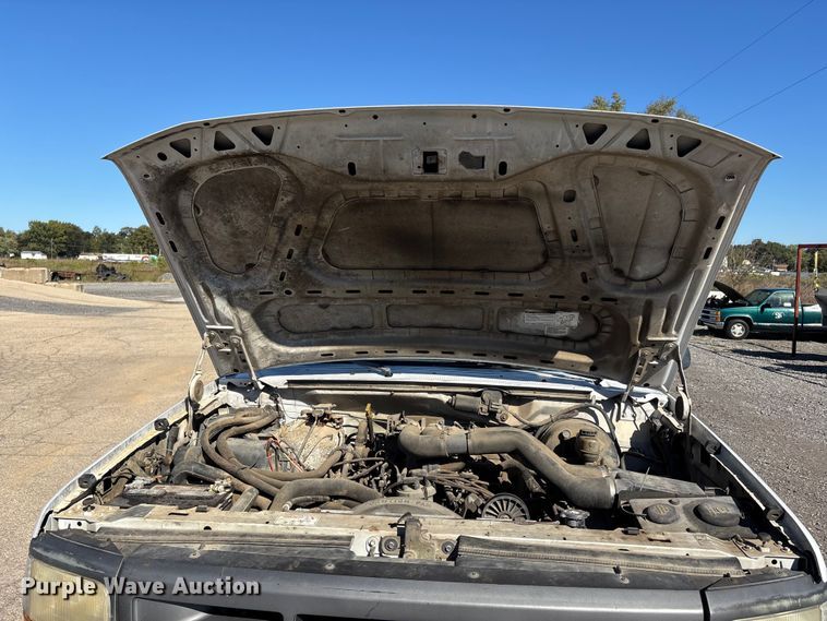 image for item DU1482 1997 Ford F250 pickup truck