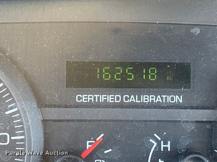 image for item DU1483 2011 Ford Crown Victoria Police Interceptor 