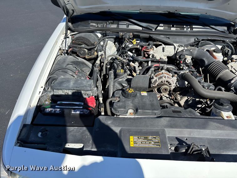 image for item DU1483 2011 Ford Crown Victoria Police Interceptor 