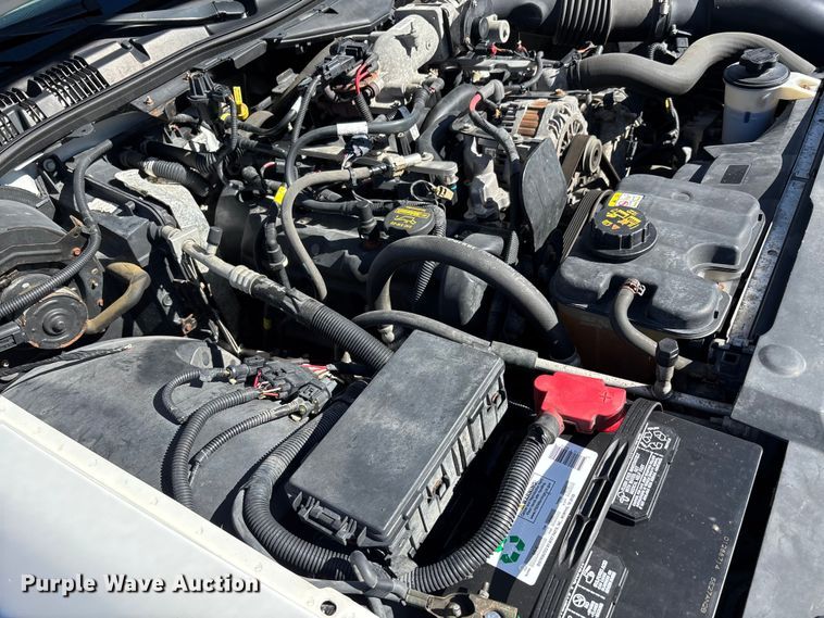 image for item DU1483 2011 Ford Crown Victoria Police Interceptor 