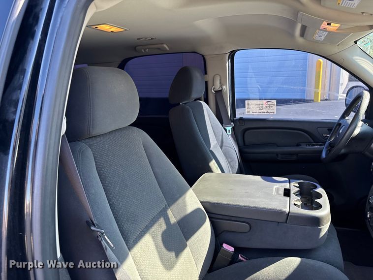 image for item DU1484 2008 Chevrolet Tahoe Police SUV