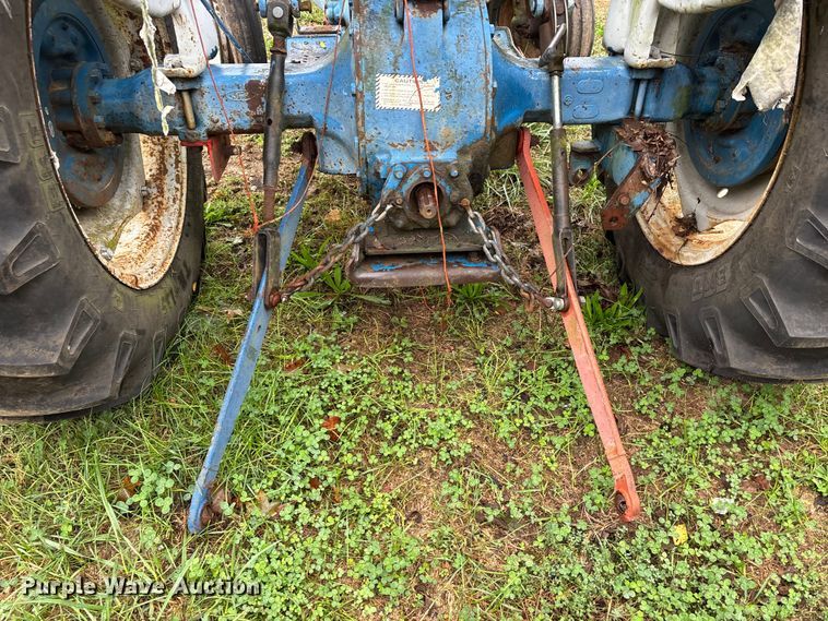 image for item DU1495 Ford 3000 tractor