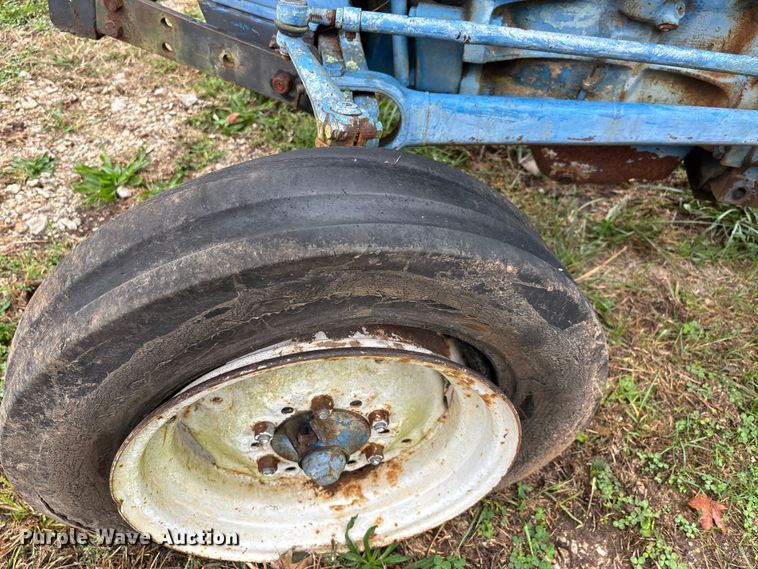image for item DU1495 Ford 3000 tractor