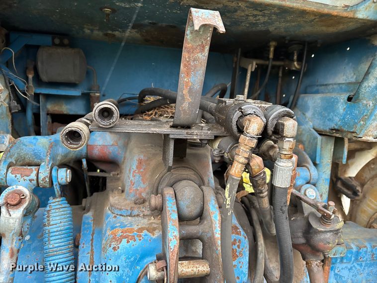 image for item DU1496 Ford 7700 tractor