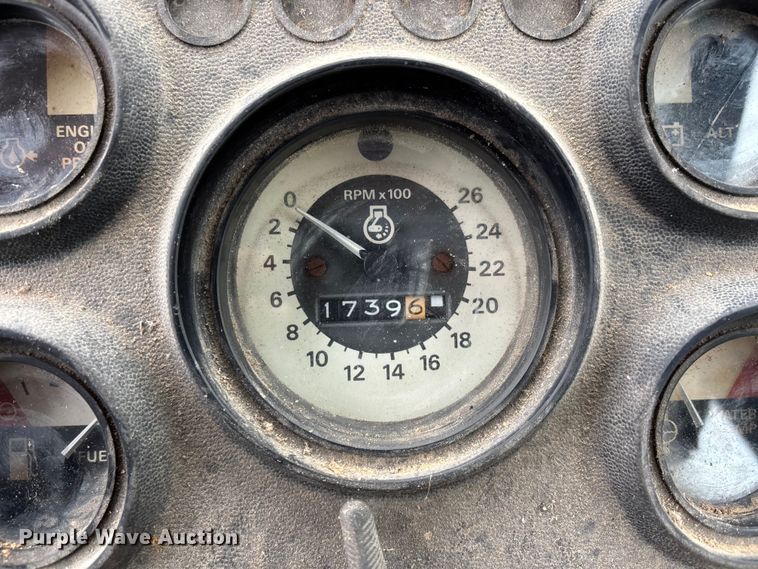 image for item DU1496 Ford 7700 tractor