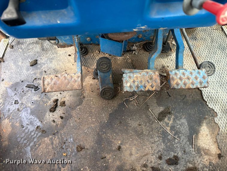 image for item DU1496 Ford 7700 tractor