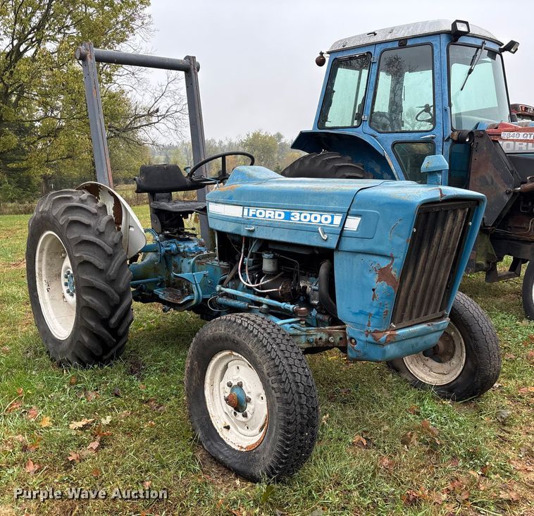 image for item DU1497 1967 Ford 3000 tractor