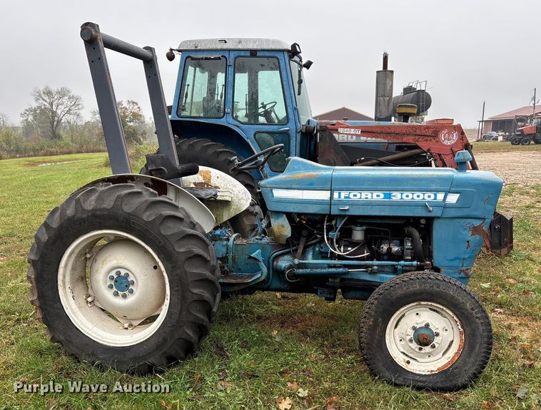 image for item DU1497 1967 Ford 3000 tractor