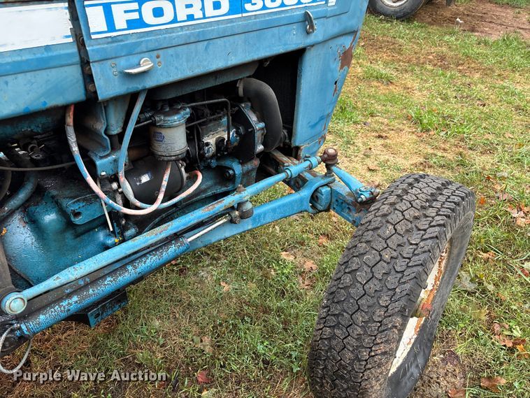 image for item DU1497 1967 Ford 3000 tractor