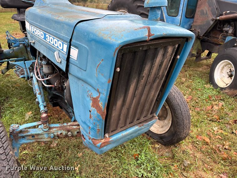 image for item DU1497 1967 Ford 3000 tractor