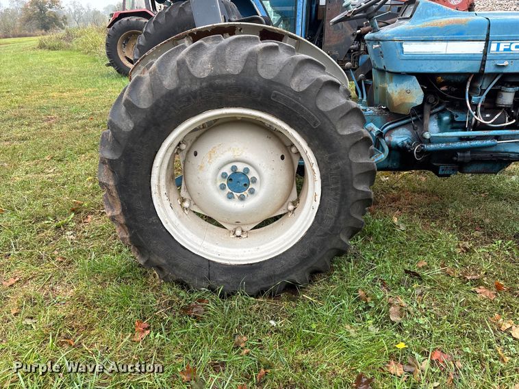 image for item DU1497 1967 Ford 3000 tractor