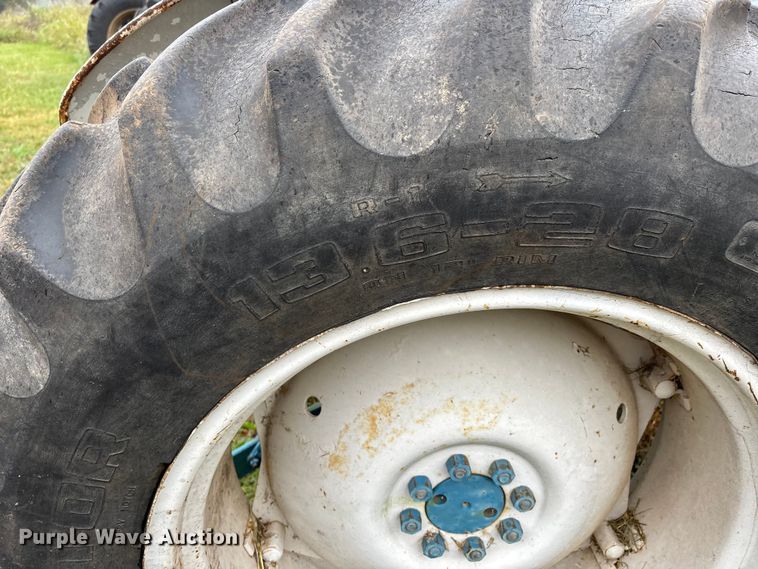 image for item DU1497 1967 Ford 3000 tractor