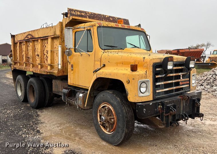 image for item DU1499 1988 International S1900 dump truck