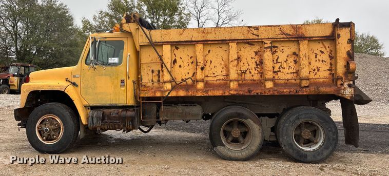 image for item DU1499 1988 International S1900 dump truck