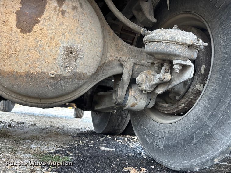 image for item DU1499 1988 International S1900 dump truck
