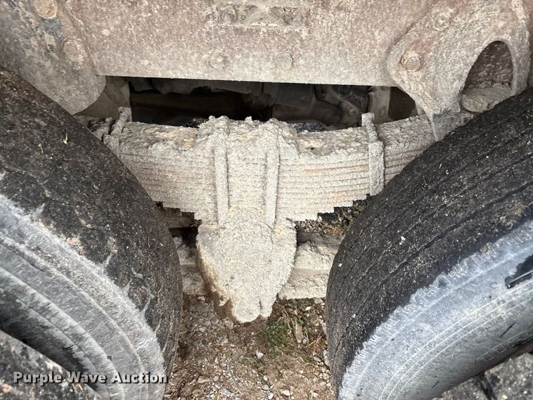 image for item DU1499 1988 International S1900 dump truck