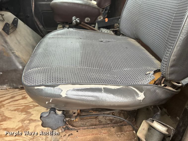 image for item DU1499 1988 International S1900 dump truck