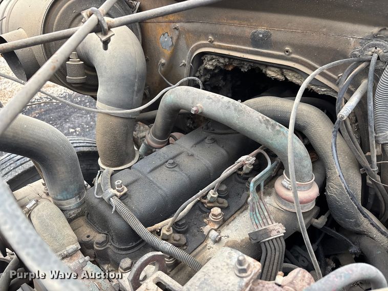 image for item DU1499 1988 International S1900 dump truck