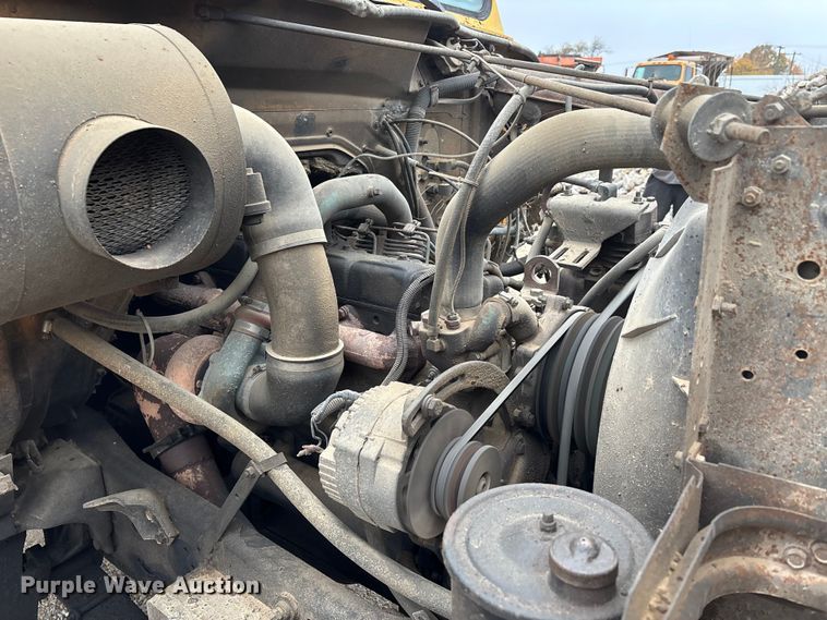 image for item DU1499 1988 International S1900 dump truck