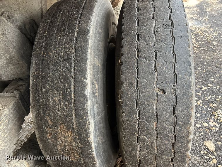 image for item DU1499 1988 International S1900 dump truck