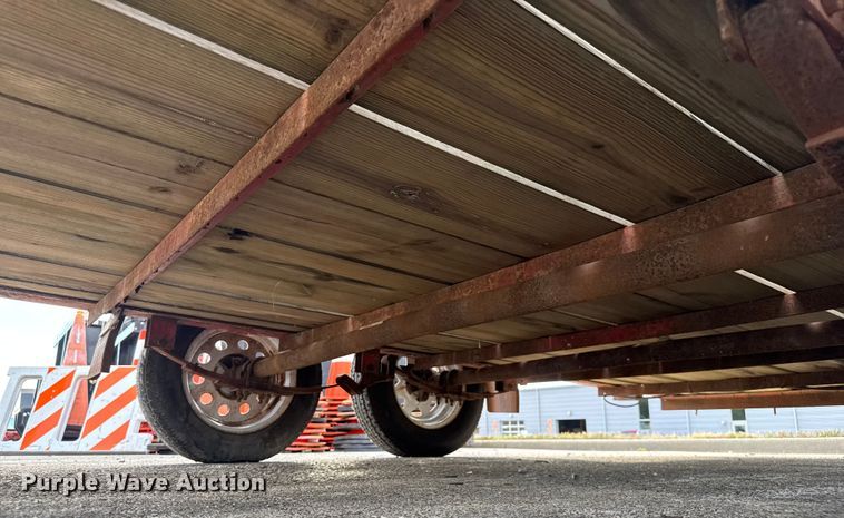 image for item DU3534 1987 JFW utility trailer