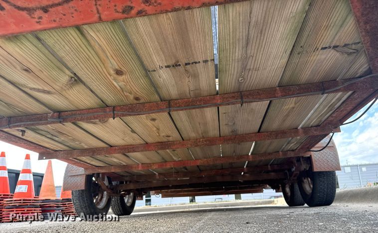 image for item DU3534 1987 JFW utility trailer