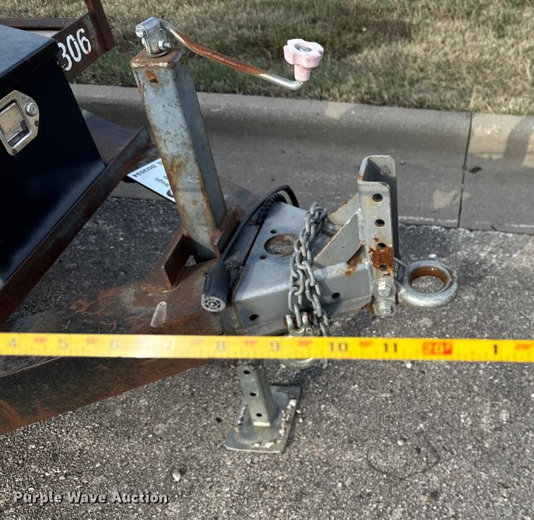 image for item DU3534 1987 JFW utility trailer