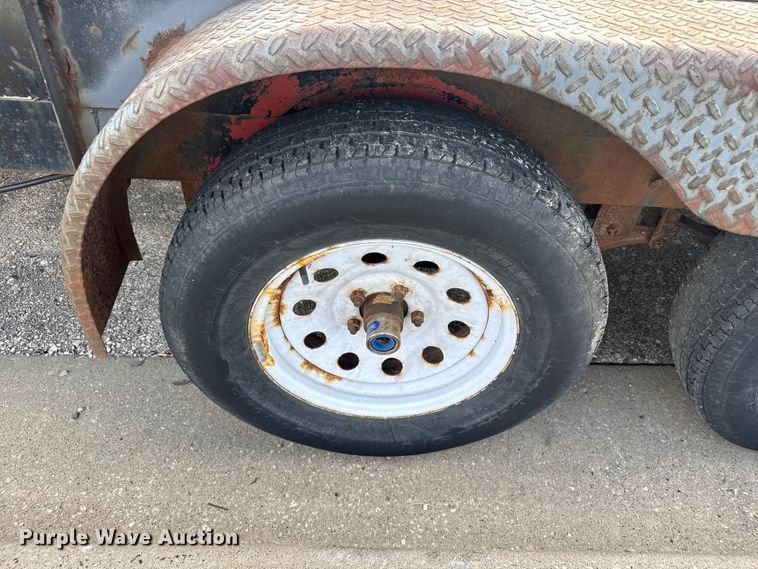 image for item DU3534 1987 JFW utility trailer