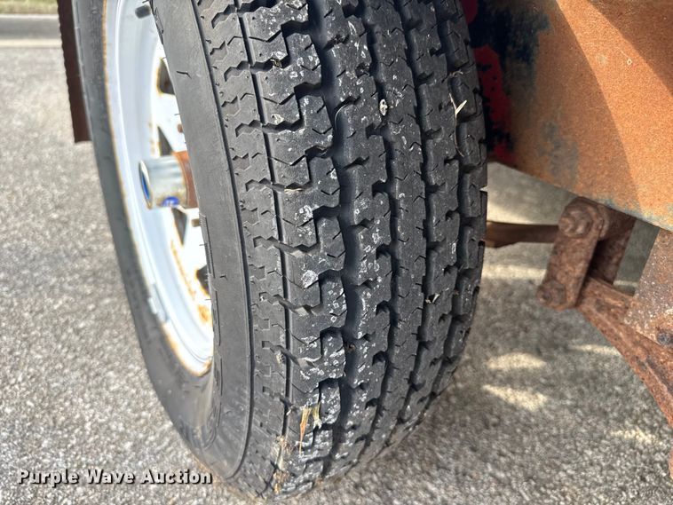 image for item DU3534 1987 JFW utility trailer