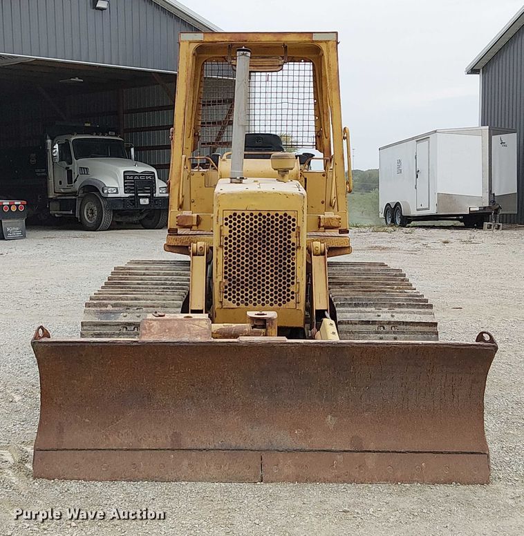 TOPADOR FRONTAL 1983 CATERPILLAR D3B