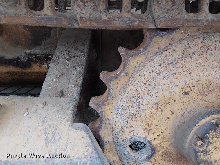 image for item DU3602 1983 Caterpillar D3B dozer