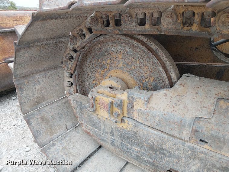 image for item DU3602 1983 Caterpillar D3B dozer