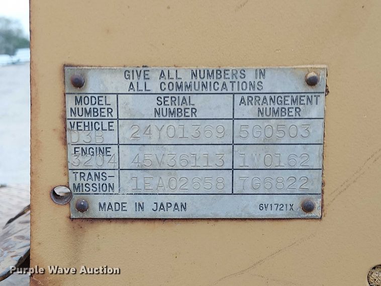 image for item DU3602 1983 Caterpillar D3B dozer