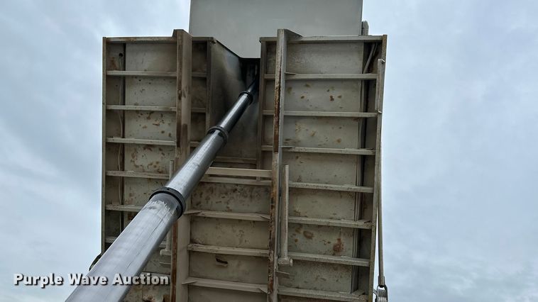 image for item DU3603 2004 Sterling L-Line dump truck