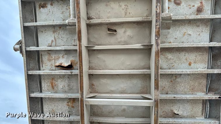 image for item DU3603 2004 Sterling L-Line dump truck