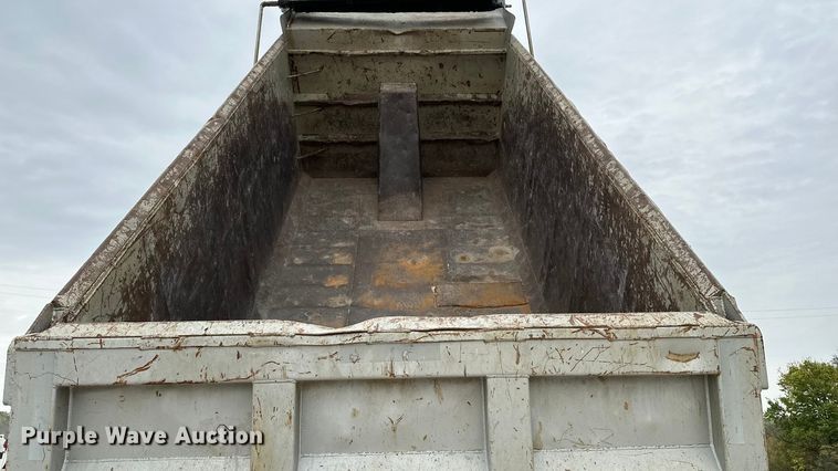 image for item DU3603 2004 Sterling L-Line dump truck