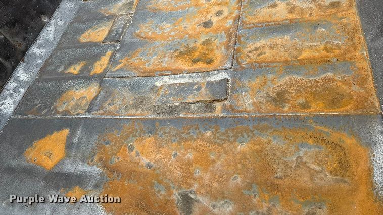 image for item DU3603 2004 Sterling L-Line dump truck