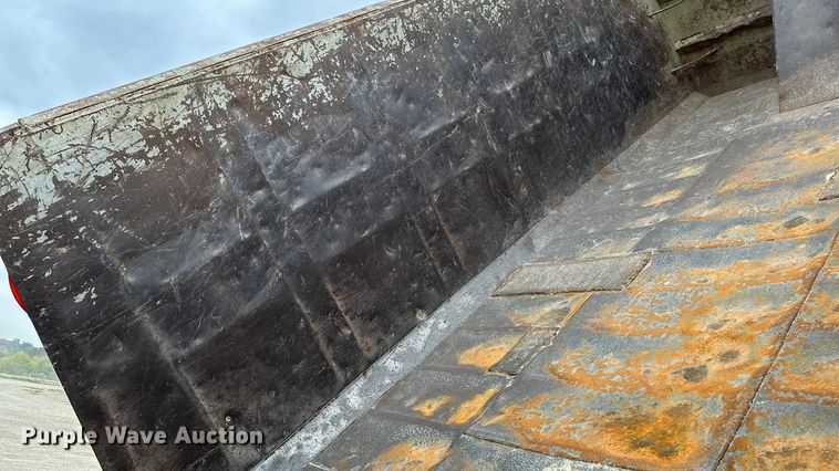 image for item DU3603 2004 Sterling L-Line dump truck