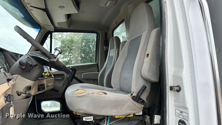 image for item DU3603 2004 Sterling L-Line dump truck