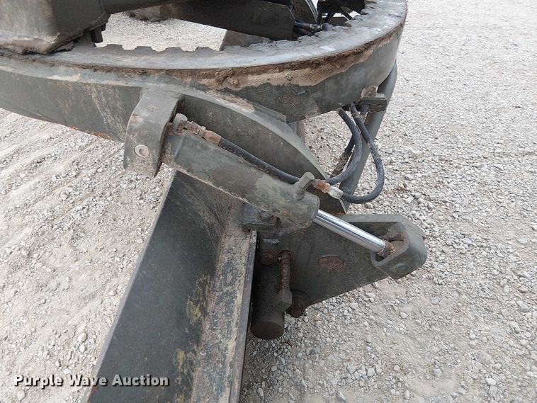 image for item DU3604 1978 John Deere 570A motor grader